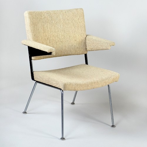 Set of 2 Mod. 1268 Chairs by Dick Cordemeijer