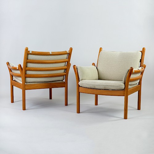 Set of 2 ‘Genius’ Teak Easy Chairs by Illum Wikkelsø